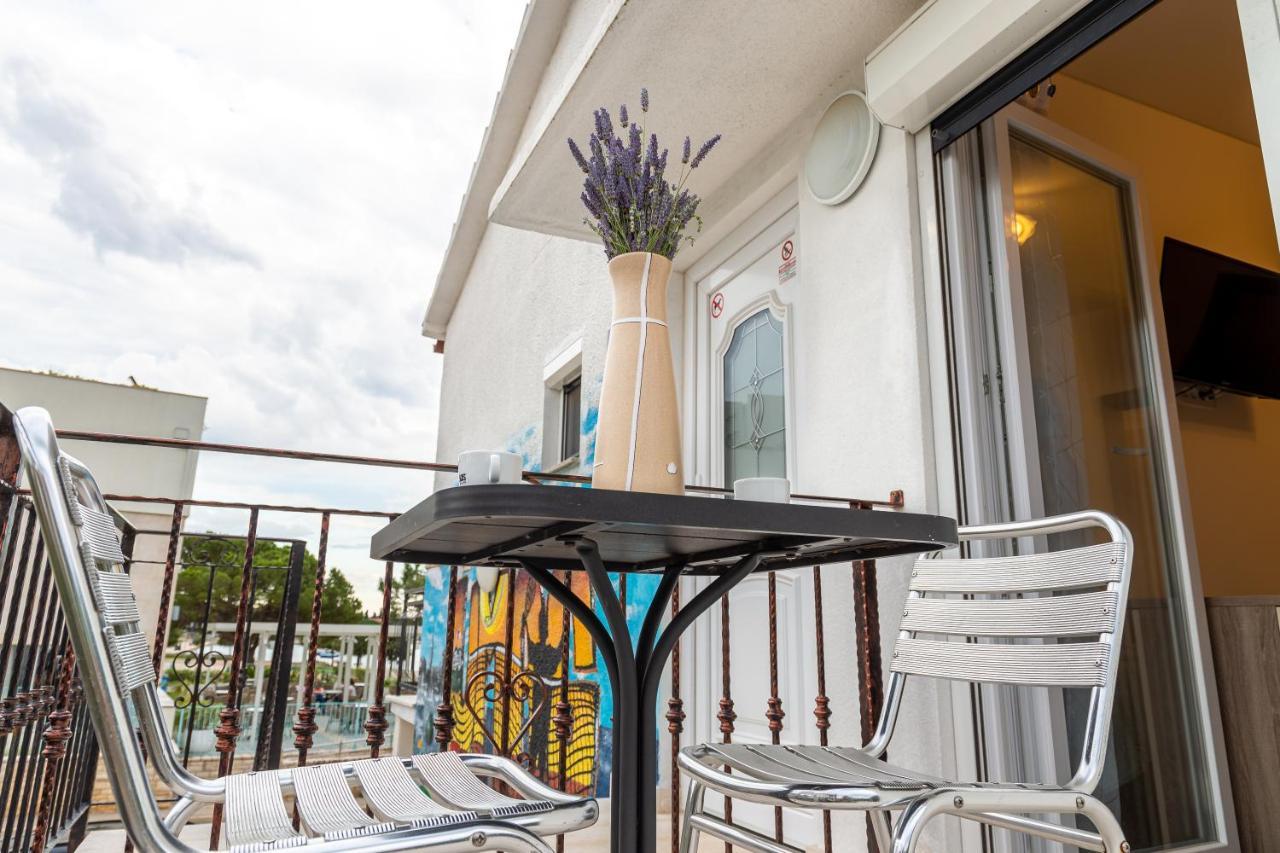 Villa Umag Seafront Экстерьер фото